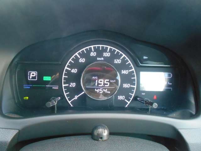 Nissan NOTE 2019-05 27005-12