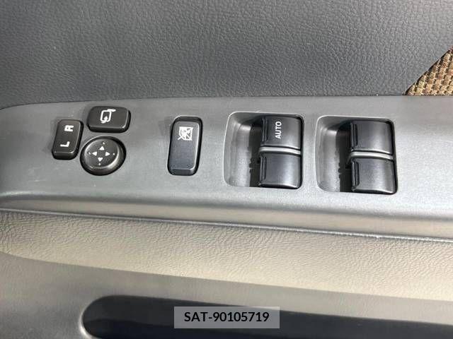 Nissan MOCO 2011-06 311536-5