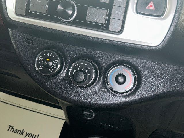 Toyota VITZ 2014-11 6677-5