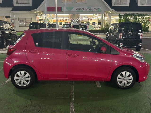 Toyota VITZ 2014-11 6677-17