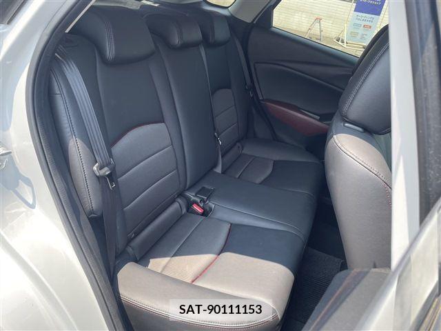 Mazda CX-3 2015-10 352703-15