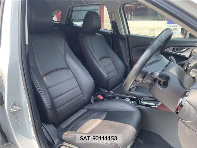 Mazda CX-3 2015-10 352703-14