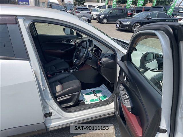 Mazda CX-3 2015-10 352703-18