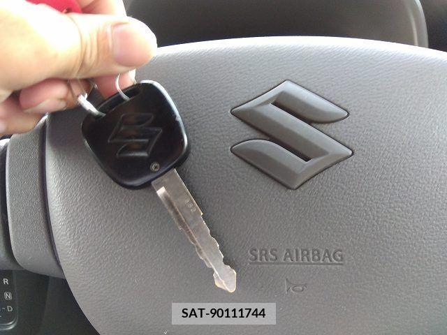 Suzuki EVERY 2021-03 375221-3