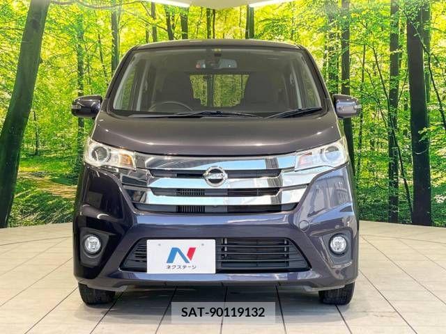 Nissan DAYZ 2015-03 323296-2