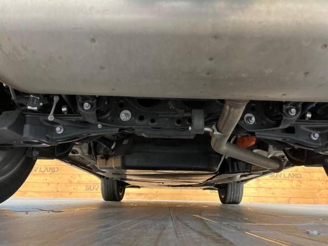 Toyota HARRIER HYBRID 2022-04 28082-19