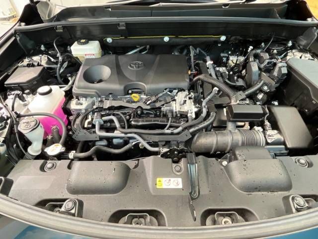 Toyota HARRIER HYBRID 2022-04 28082-18