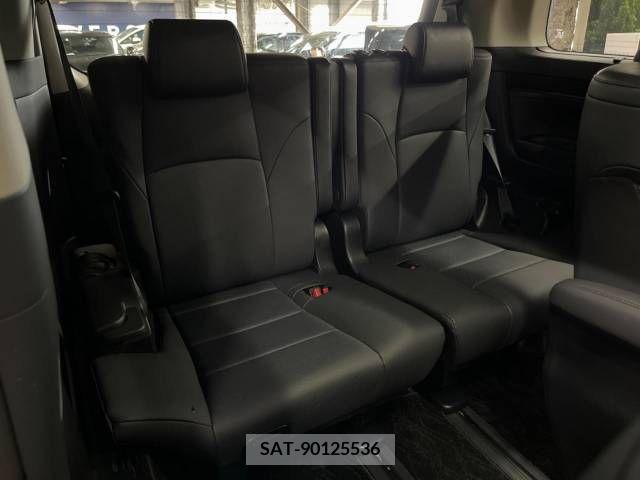 Toyota ALPHARD 2022-05 236305-10