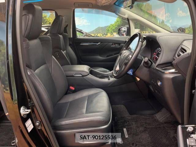Toyota ALPHARD 2022-05 236305-8