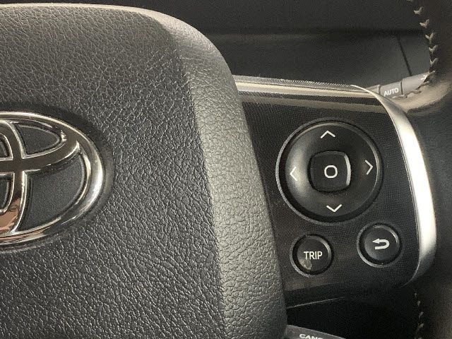Toyota SIENTA 2019-04 182593-21