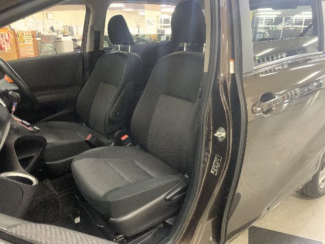Toyota SIENTA 2019-04 182593-12
