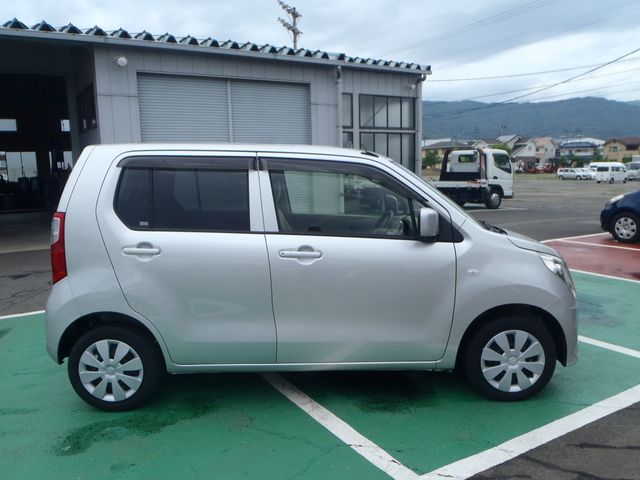 Suzuki WAGON R 2014-07 5012-3