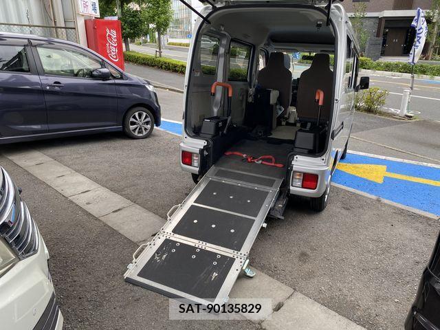 Suzuki EVERY 2016-10 379738-4