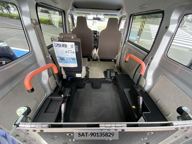 Suzuki EVERY 2016-10 379738-2