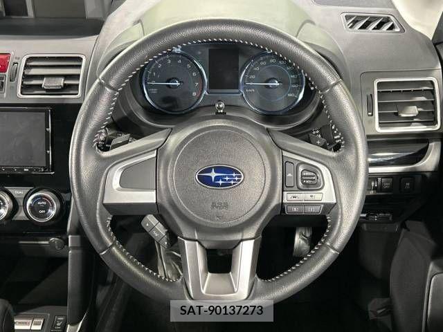 Subaru FORESTER 2015-11 230153-11