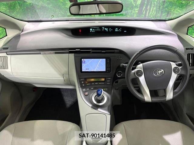 Toyota PRIUS 2011-08 254110-1