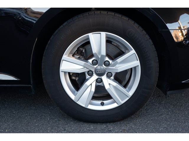Audi A4 2015-05 185407-9