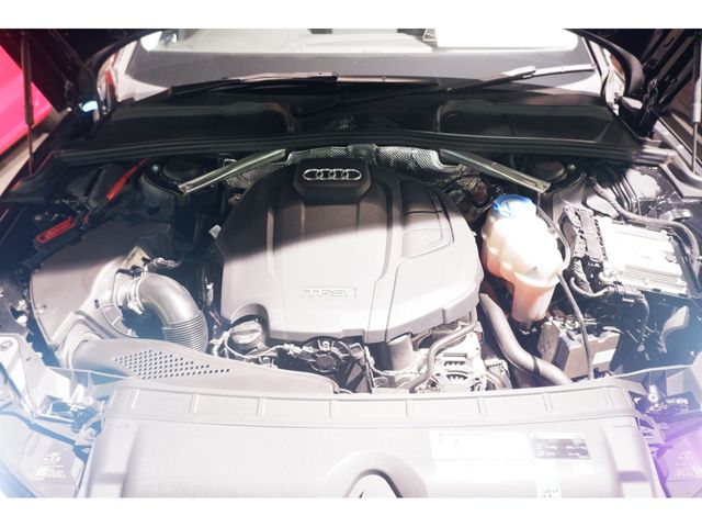 Audi A4 2015-05 185407-11