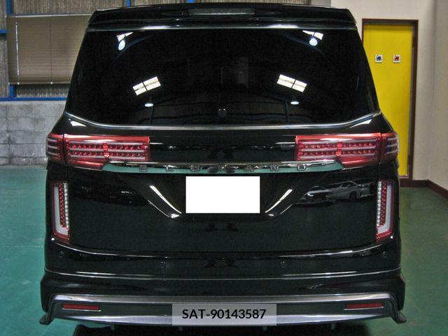 Nissan ELGRAND 2014-11 297184-8