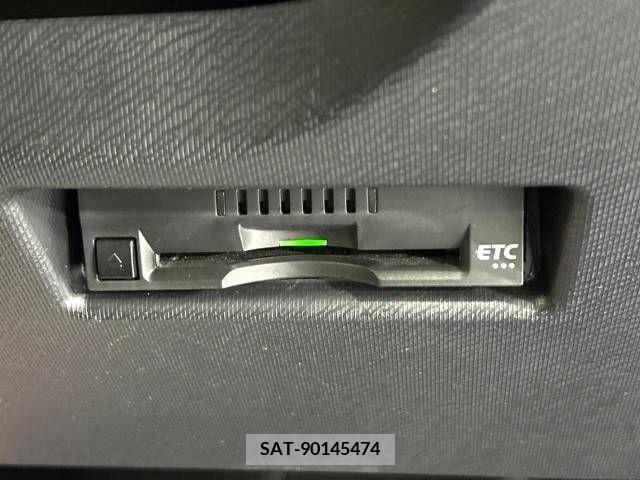Toyota AQUA 2019-03 314074-6