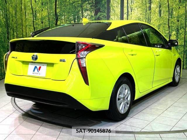 Toyota PRIUS 2016-12 225151-17