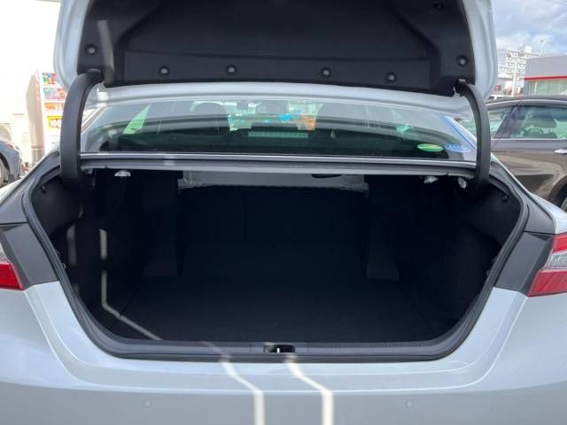Toyota CAMRY HYBRID 2018-11 27180-11