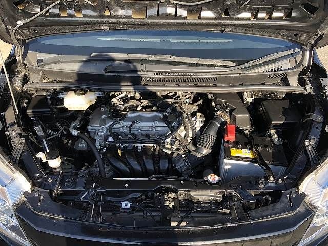 Toyota NOAH 2017-12 15741-17