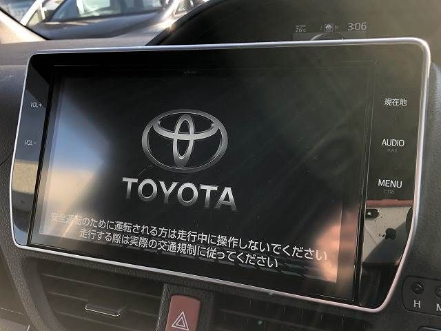 Toyota NOAH 2017-12 15741-1