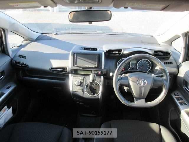 Toyota WISH 2011-02 290160-1