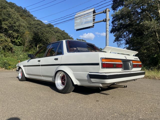 Toyota CRESTA 1986-02 17756-11