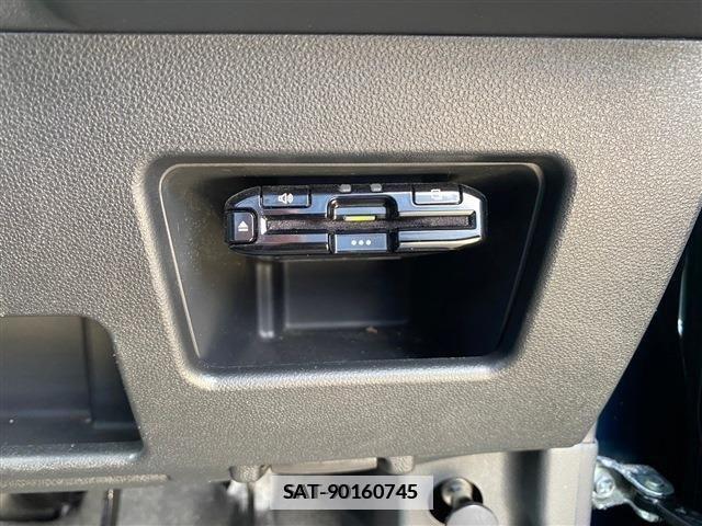 Toyota Pixis Mega 2021-04 352664-22