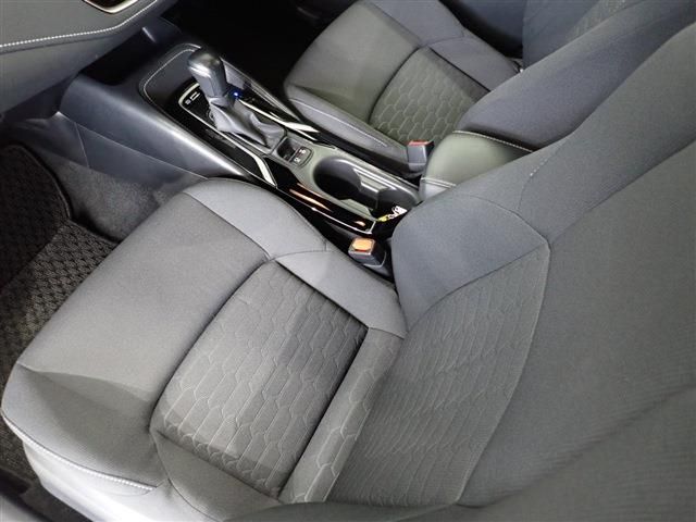 Toyota COROLLA SPORT 2018-12 181759-29