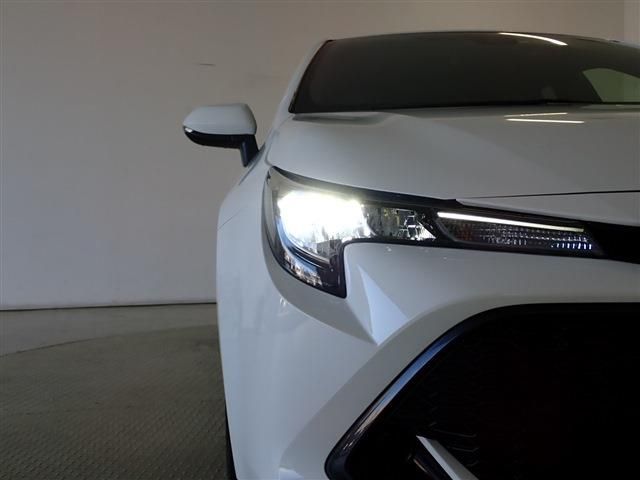 Toyota COROLLA SPORT 2018-12 181759-8