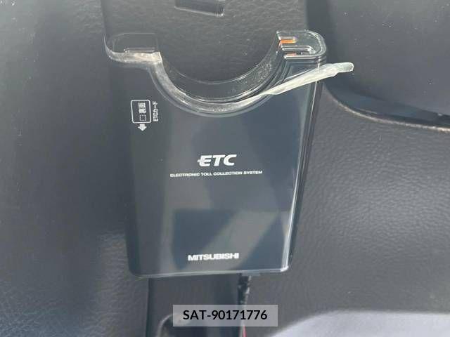 Suzuki SWIFT 2014-03 369027-6