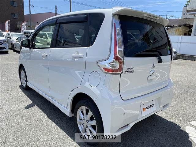 Mitsubishi EK CUSTOM 2019-01 296792-11