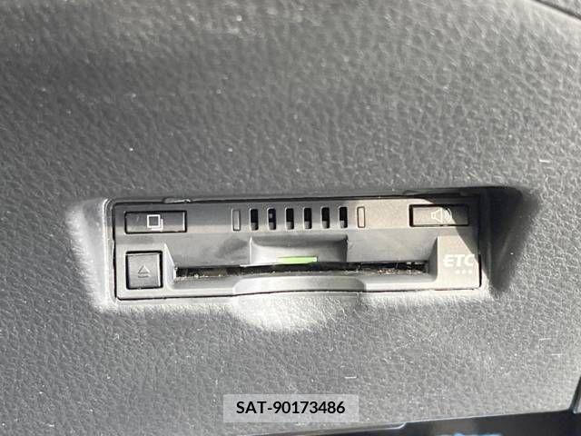 Toyota C-HR 2017-12 357768-7