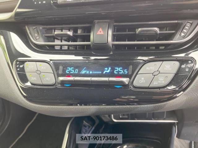 Toyota C-HR 2017-12 357768-10