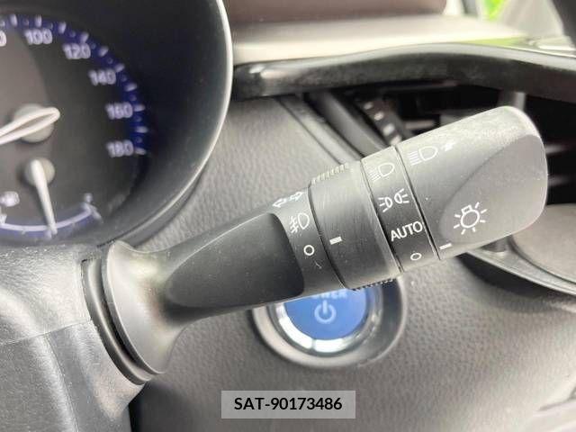 Toyota C-HR 2017-12 357768-9