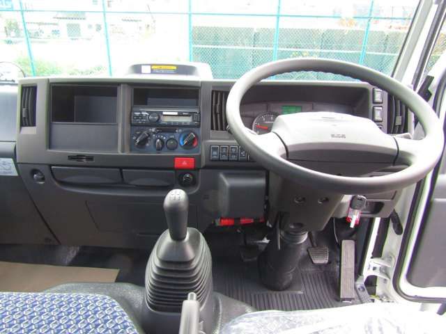Mazda TITAN 2023-09 23683-10