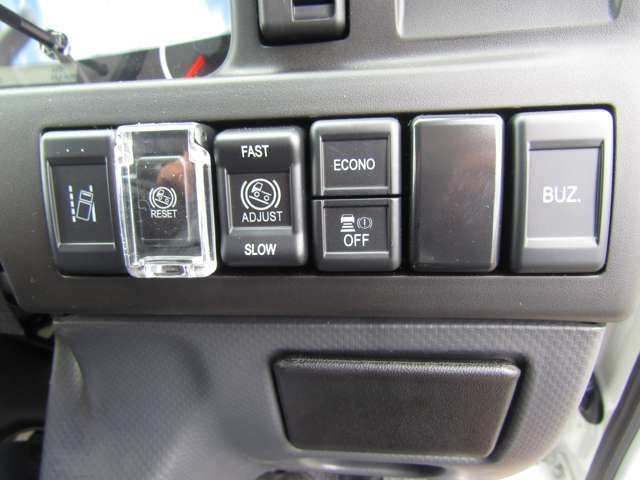 Mazda TITAN 2023-09 23683-16