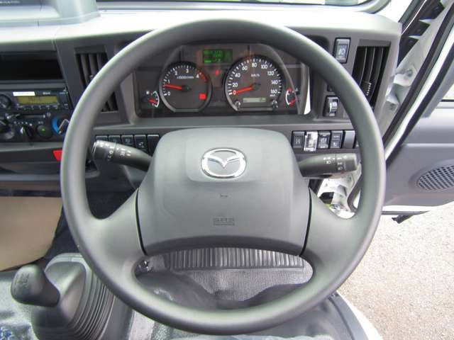 Mazda TITAN 2023-09 23683-11