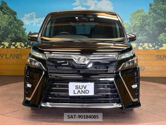 Toyota VOXY 2020-03 370499-15