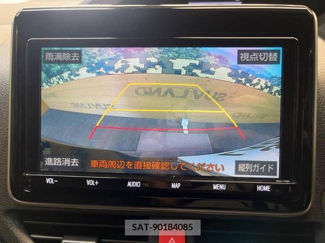 Toyota VOXY 2020-03 370499-5
