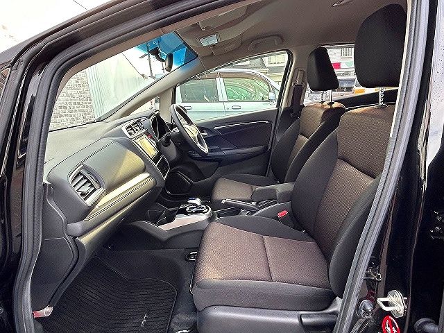 Honda FIT HYBRID 2015-02 196238-18