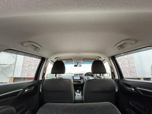 Honda FIT HYBRID 2015-02 196238-24
