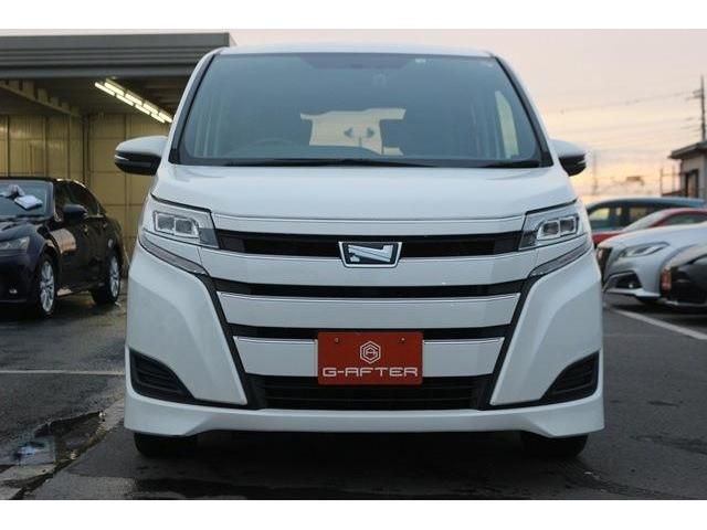 Toyota NOAH 2018-06 183978-1