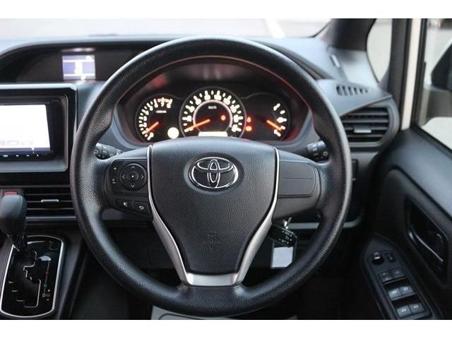Toyota NOAH 2018-06 183978-14