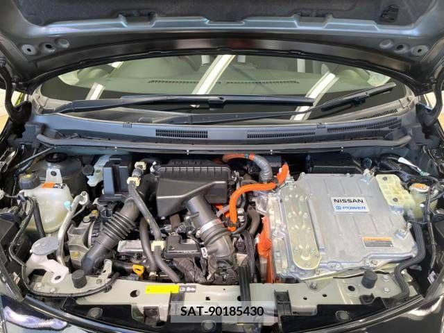 Nissan NOTE 2019-09 365328-18