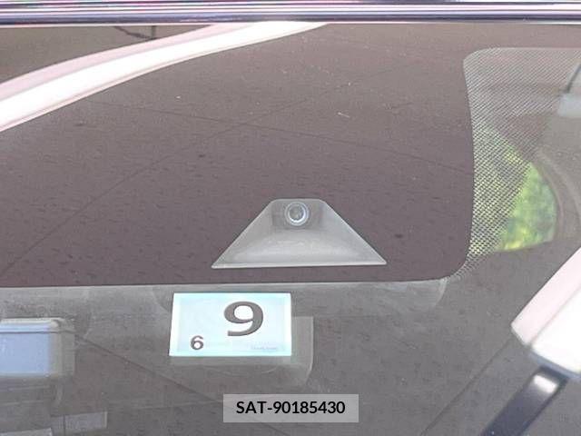 Nissan NOTE 2019-09 365328-2