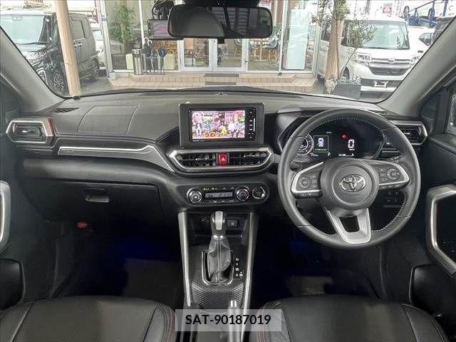 Toyota RAIZE 2020-12 324303-1